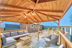 Photo 21- click for photo gallery